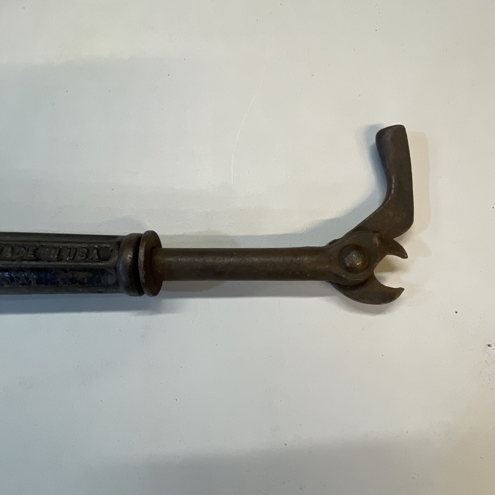 Antique Used “New Jumbo 1906 Nail Puller by Bridgeport Hardware MFG Corp” Tool