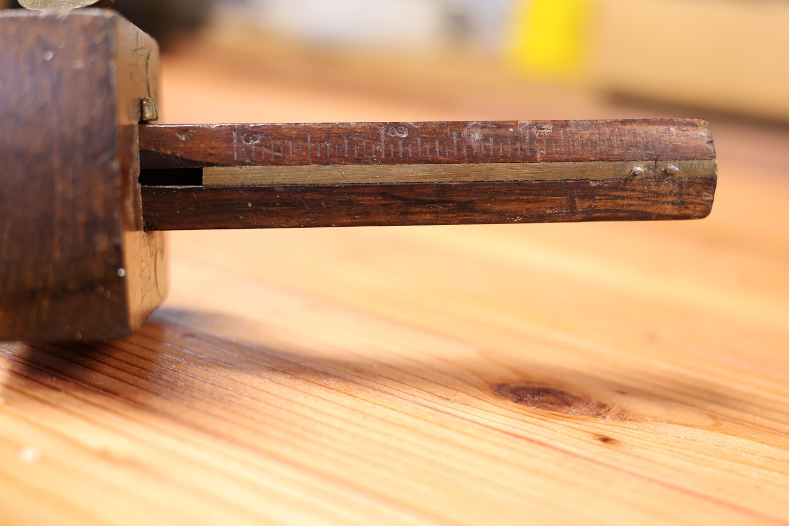 Stanley No. 77 Rosewood Mortise Gauge