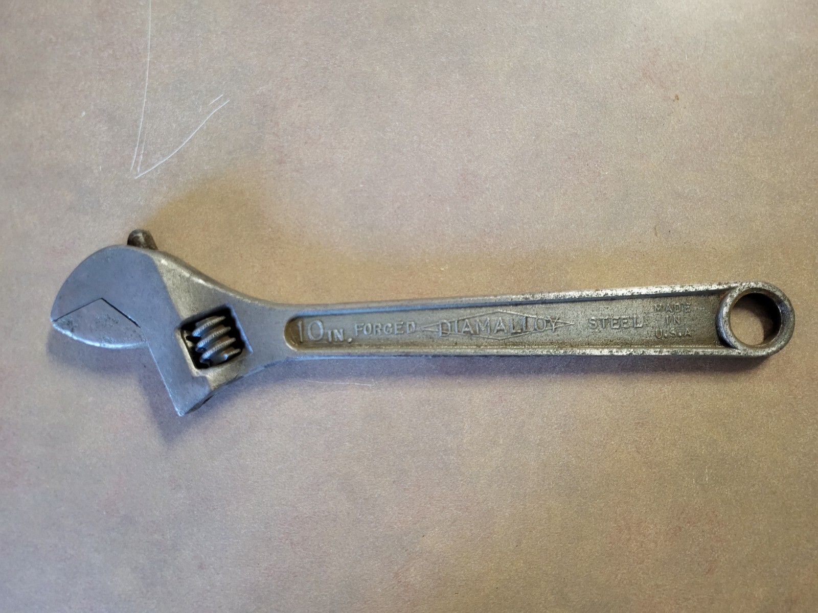 DIAMALLOY Diamond Calk & Horseshoe Co. 10″ ADJUSTABLE WRENCH – DULUTH MINN USA