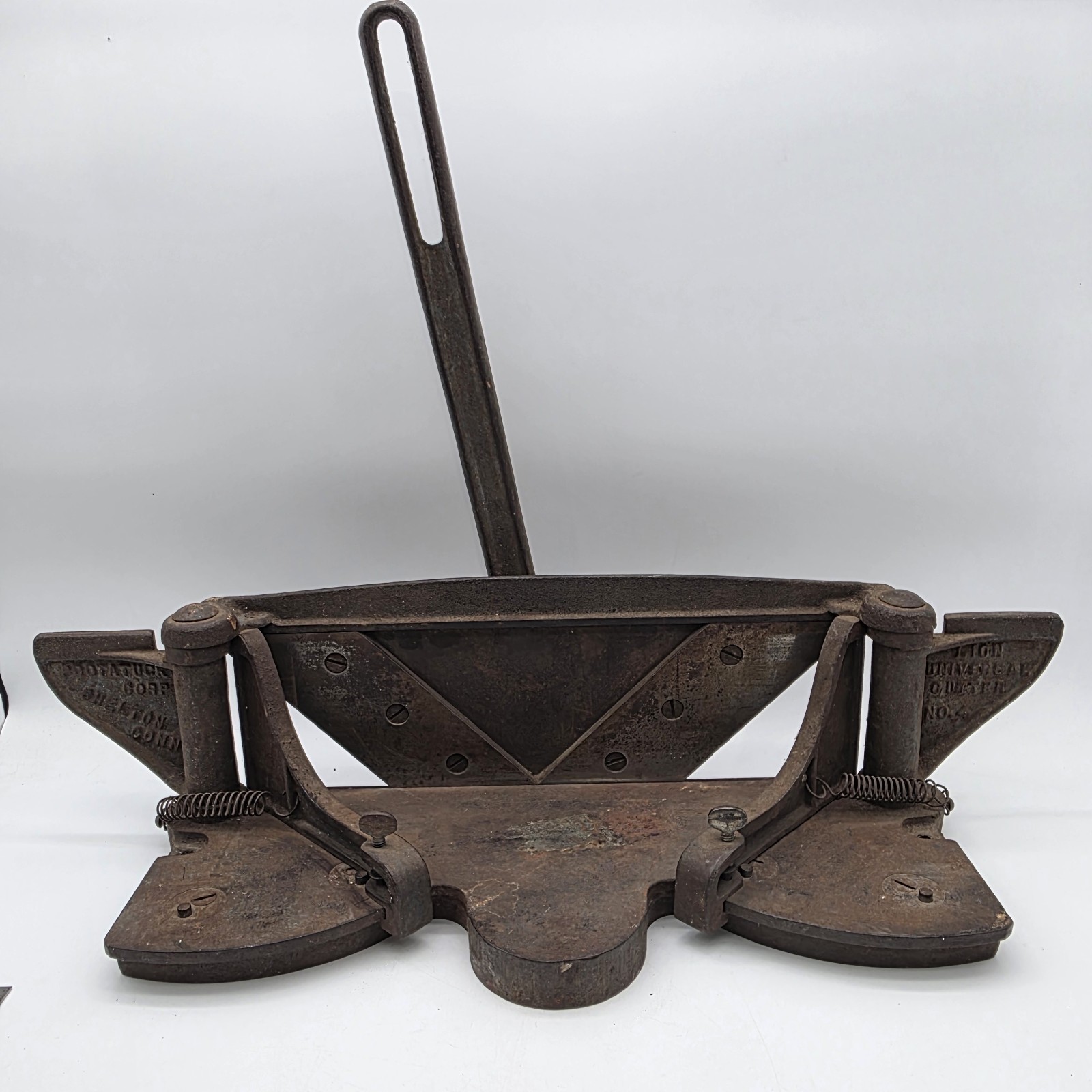Antique Lion Miter Trimmer No. 4 Pootatuck Corp SHELTON CONN