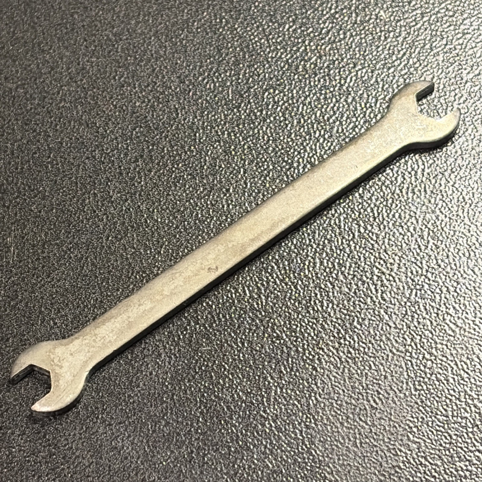 Vintage tiny Wrench Delco Bosch Simms RB – SEV