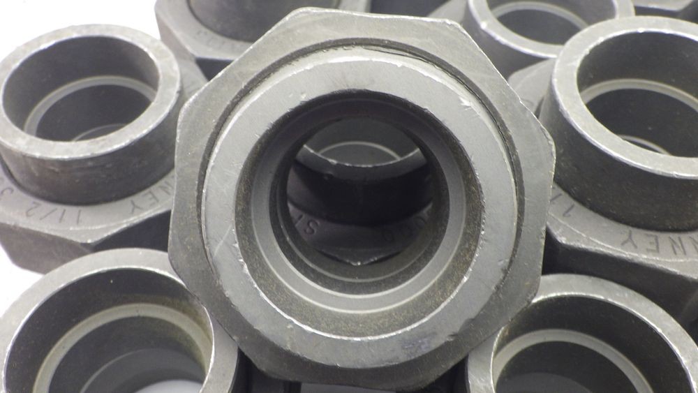 Lot of 13 Bonney Forge 1-1/2″ Class 3000 Union Socket Weld SA/A105 SP83 NOS