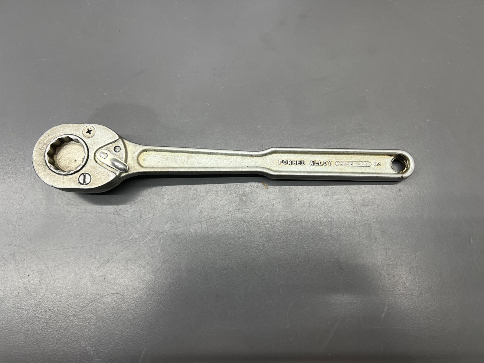 (u) RARE VINTAGE MITOLOY 449 1/2″ DRIVE RATCHET w 20mm BOX SOCKET – JAPAN