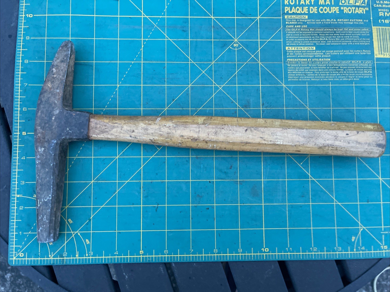 Vintage Unmarked Mason’s Double Chisel Hammer w/ 13 1/2” Hex Handle 8” Head