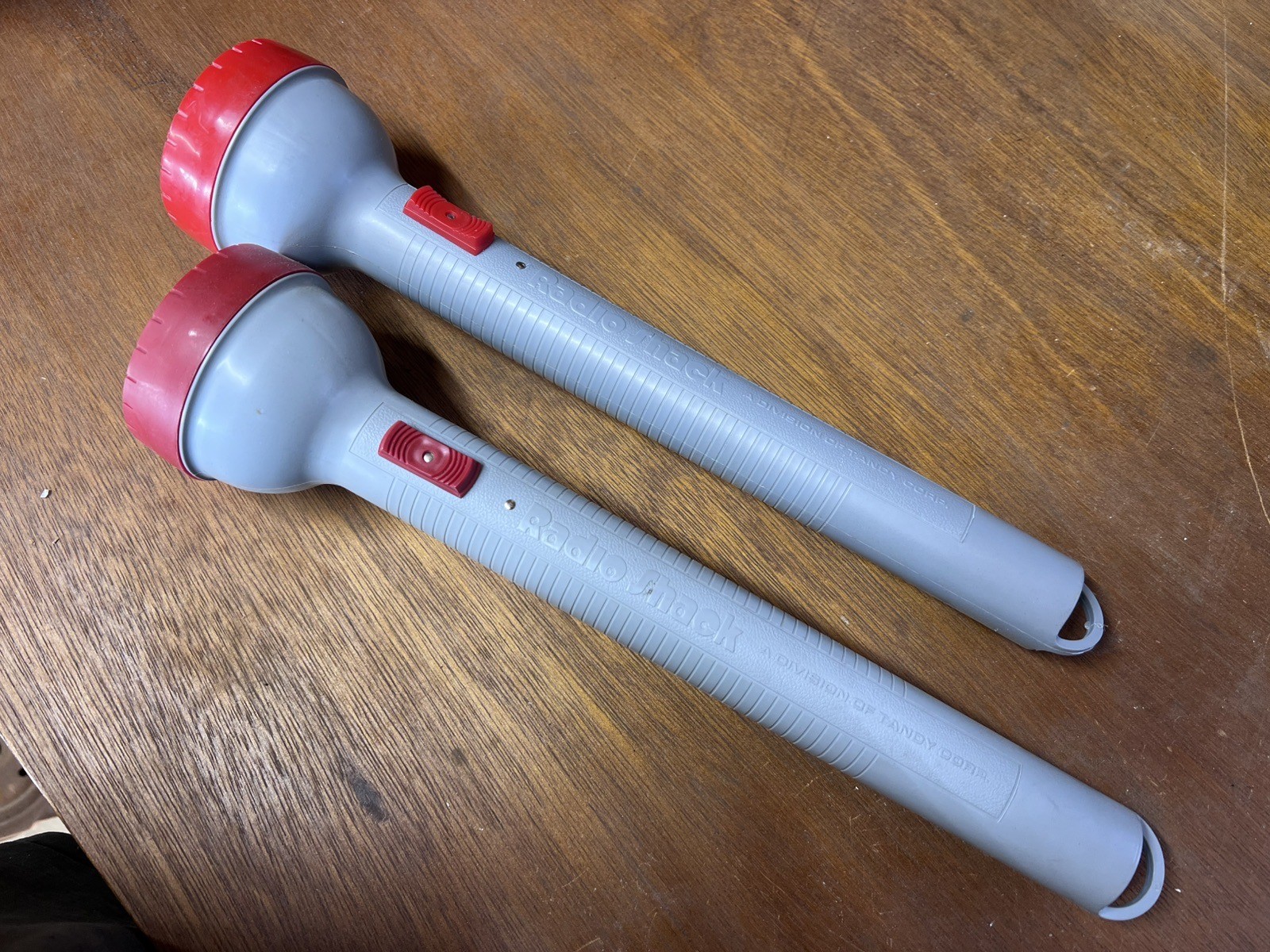 2 New NOS Vintage Radio Shack TANDY Power Beam Flashlight 68-1022 Gray & Red