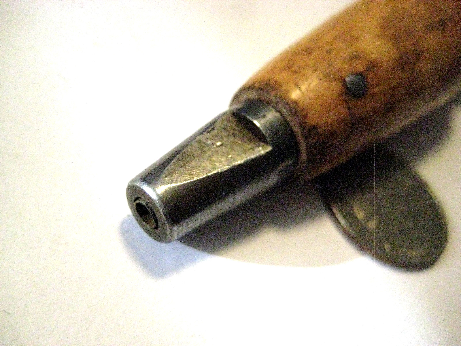 VINTAGE HARDWOOD HANDLED CHUCK STYLE TOOL BIT HOLDER GOOD USED CONDITION