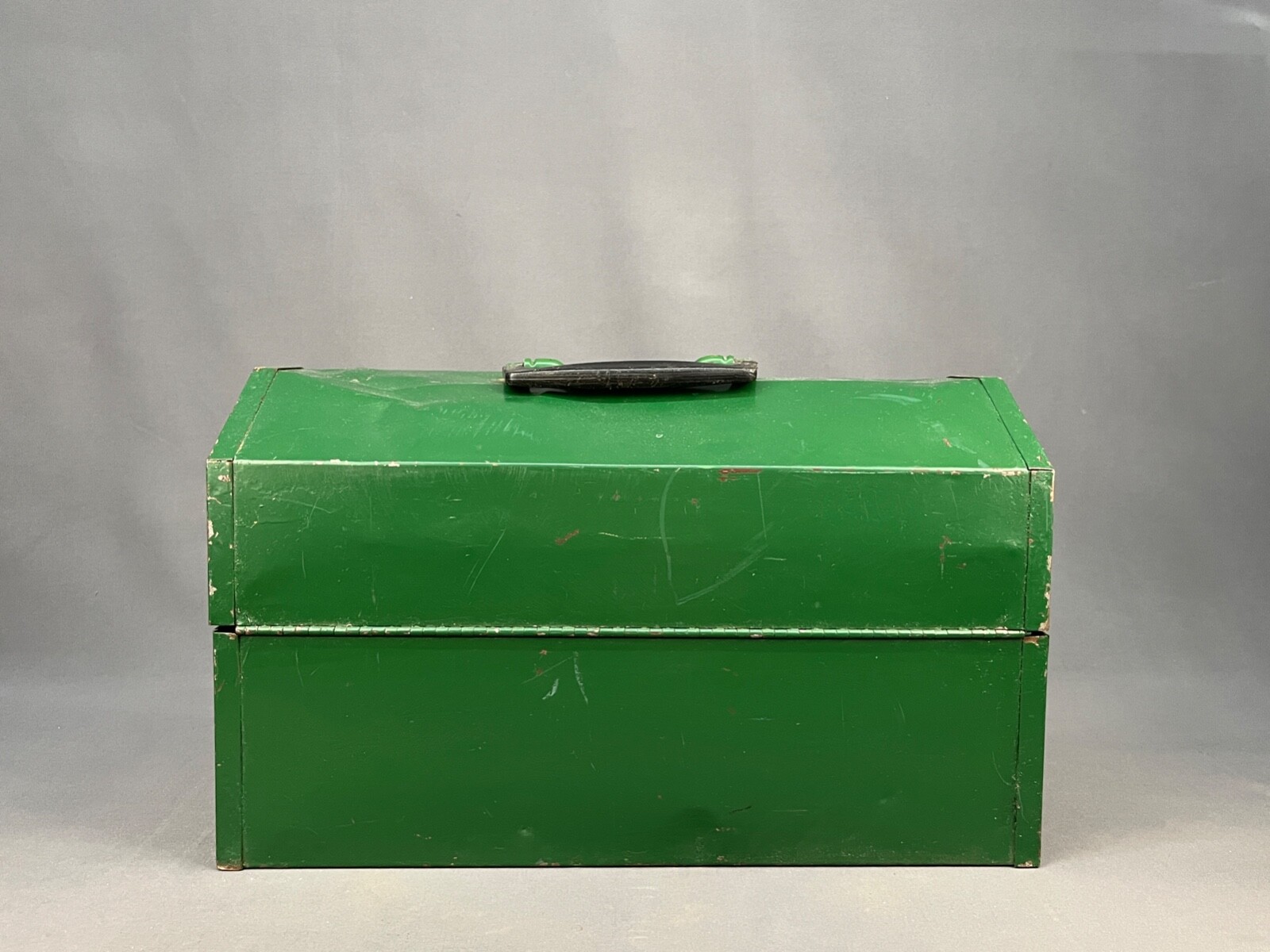 Vintage CRAFTSMAN Metal Cantilever Tool Box, Crown Logo, 17” x 9” X 10” High
