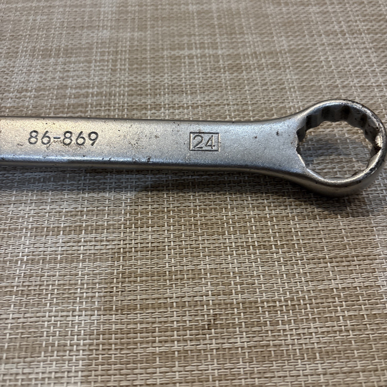 Stanley 24mm Metric Combination Wrench 12 Pt 86-869 Matte Finish