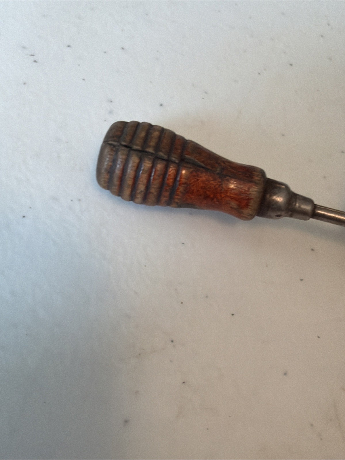 Small Old Screw Driver Wood Handle Flat Head B7