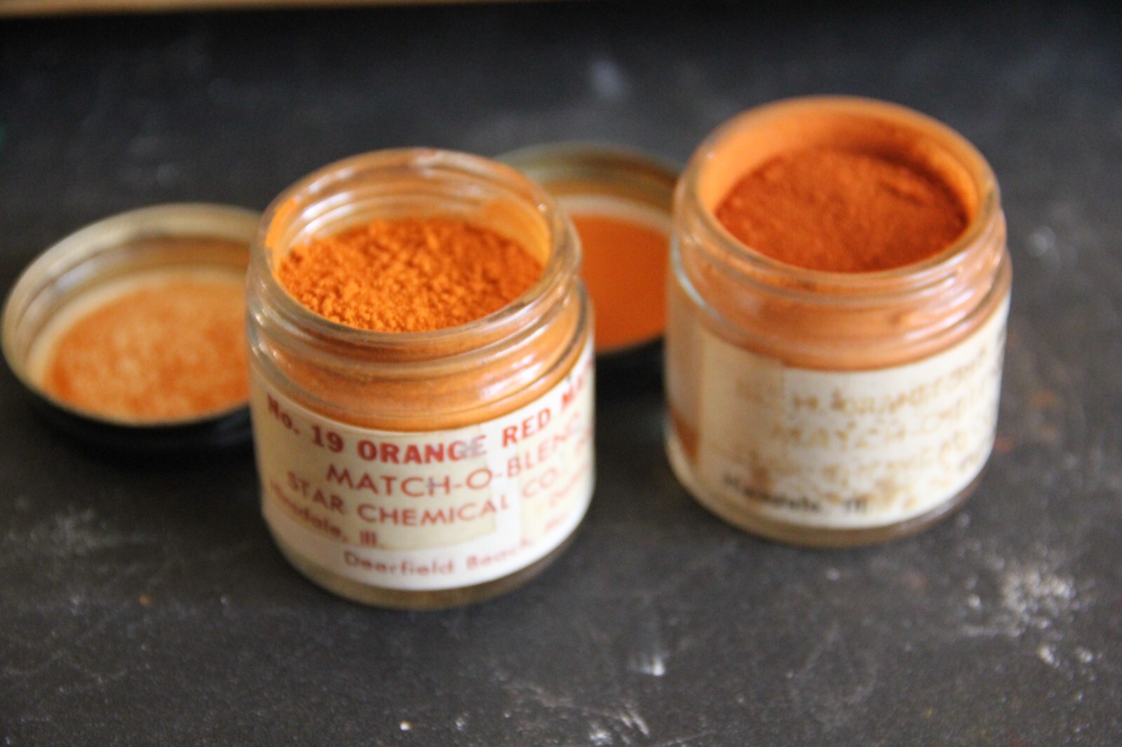 Match O Blend Orange Red Maple No 19 bottle Star Chemical Company Pigment