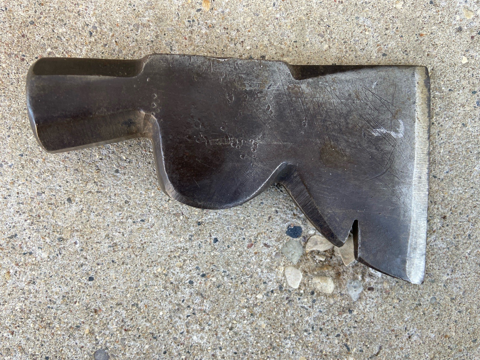 VINTAGE PLUMB CARPENTER’S HATCHET AXE HEAD