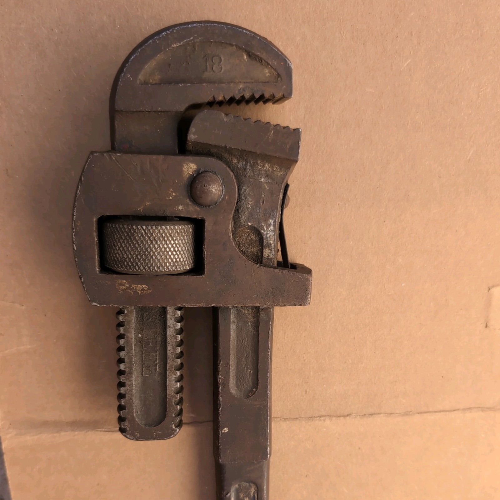 ANTIQUE 18″ DROP FORGED STEEL PIPE WRENCH LARGE HEAVY DUTY FAST FREE SHIPPING