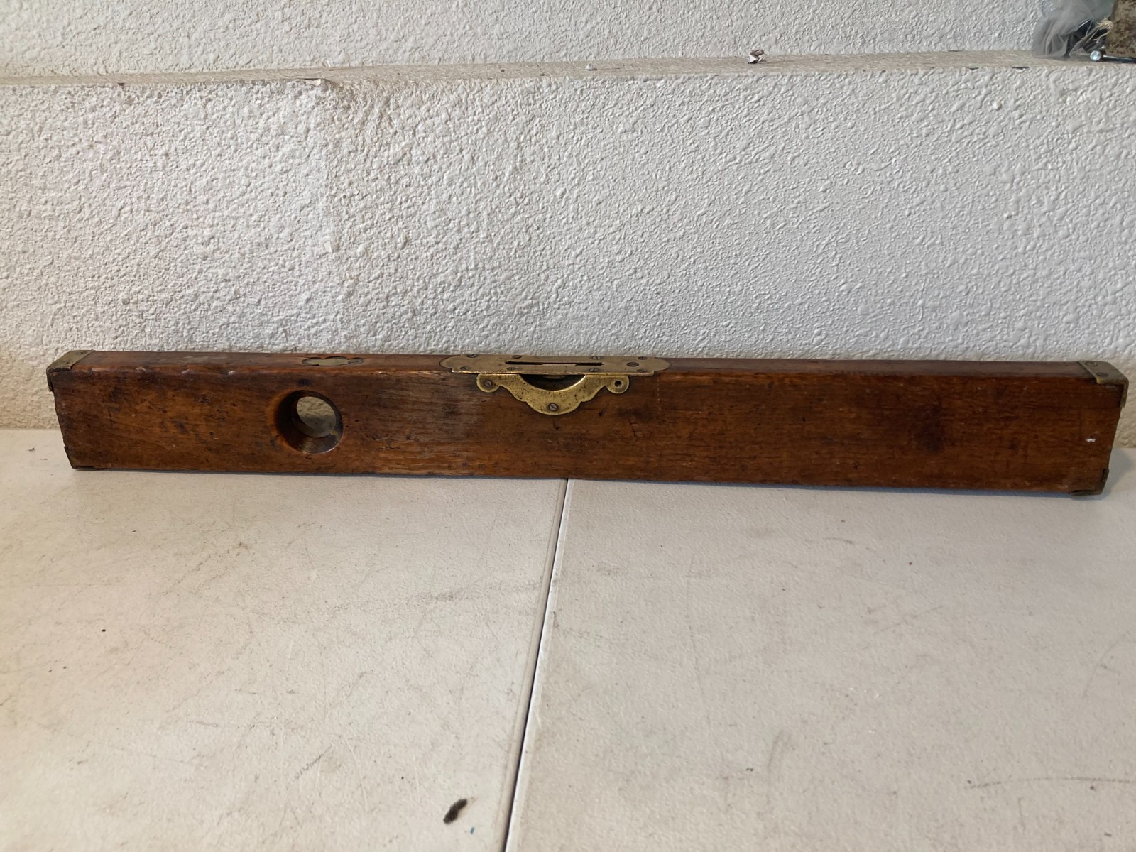 Henry Disston 28″ Brass/Wood Level Keystone Tool Works