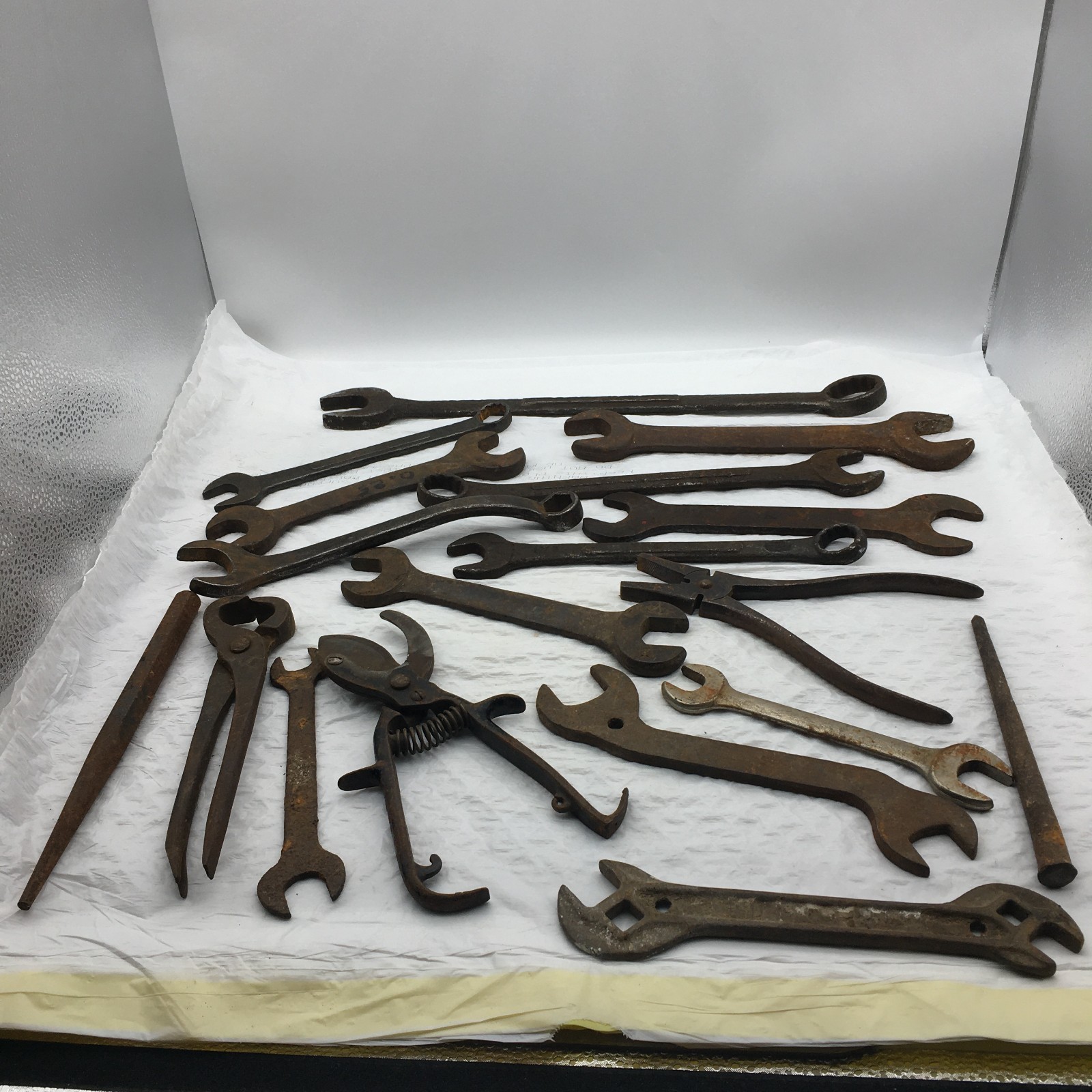 12 Pounds & 12 Ounces Of Vintage Tools For Use, Decoration, Crafts 18 Tools