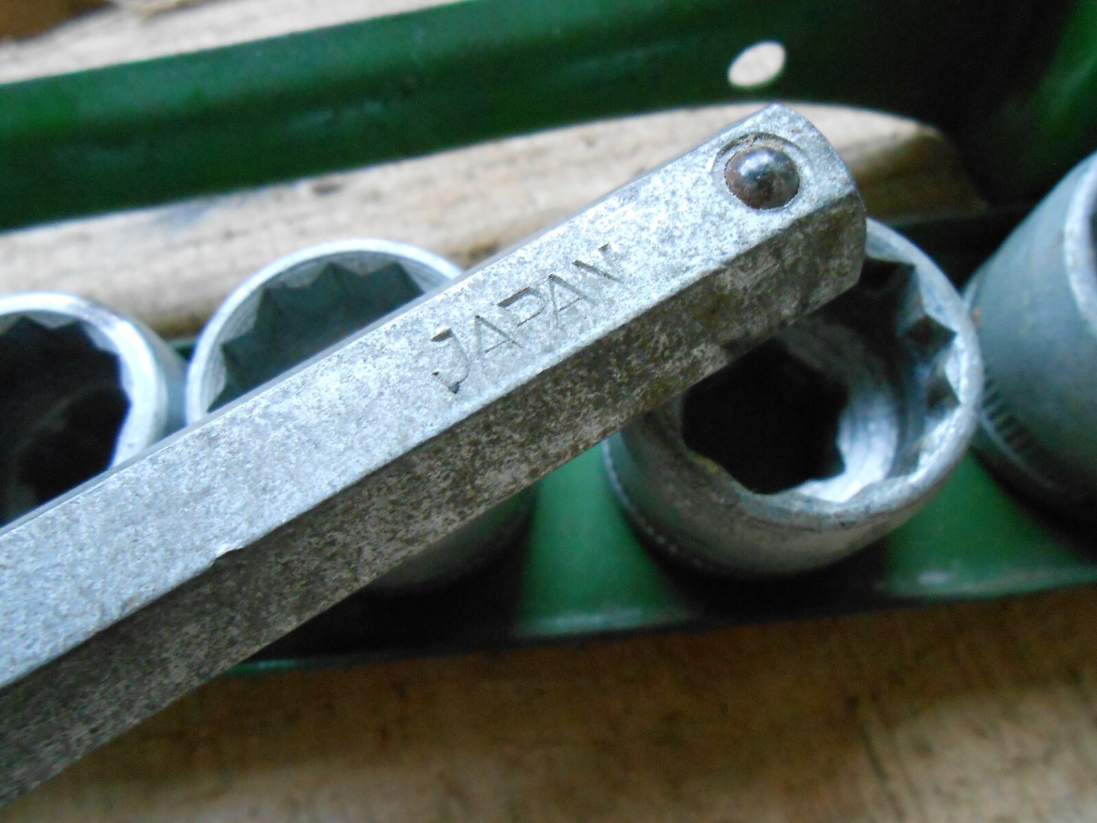 Vintage Partial INDESTRO 1351 Socket Set L Arm Case * 2 X 9/16″ & Japan Hex Bar