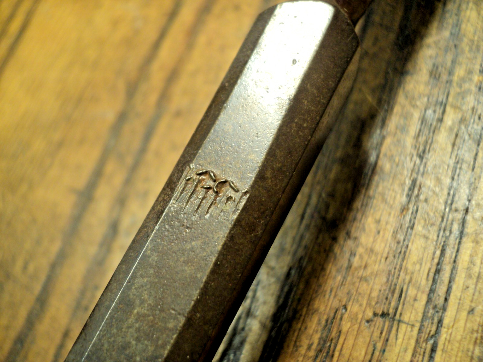 Vintage 1/2″ Wide Union Hardware Wood Chisel Tool 12-1/8″ Long Wood Handle USA