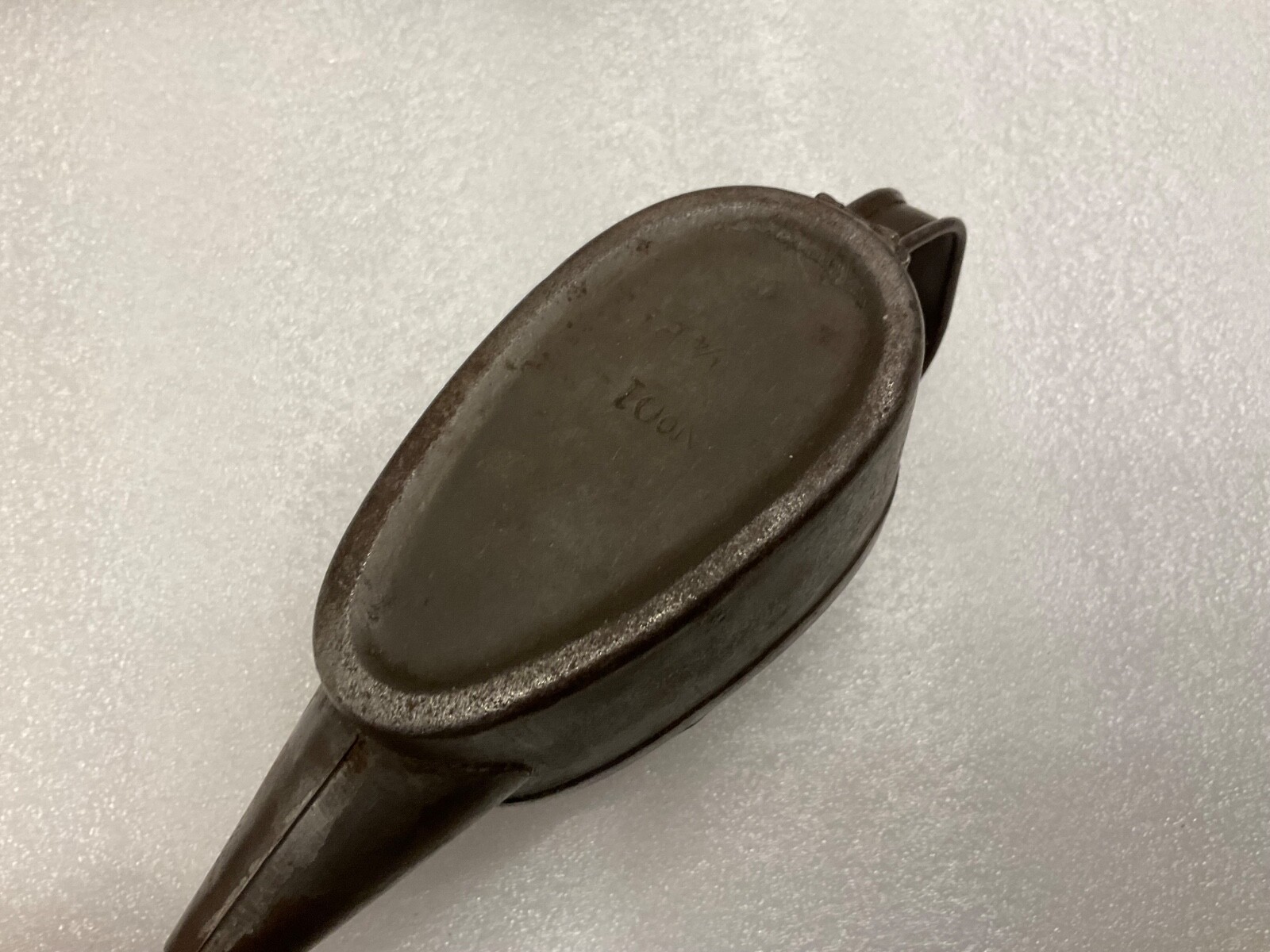OIL CAN AC ACECA ACE COBRA VERY RARE VINTAGE UNUSUAL PART OF TOOL KIT INVENTORY