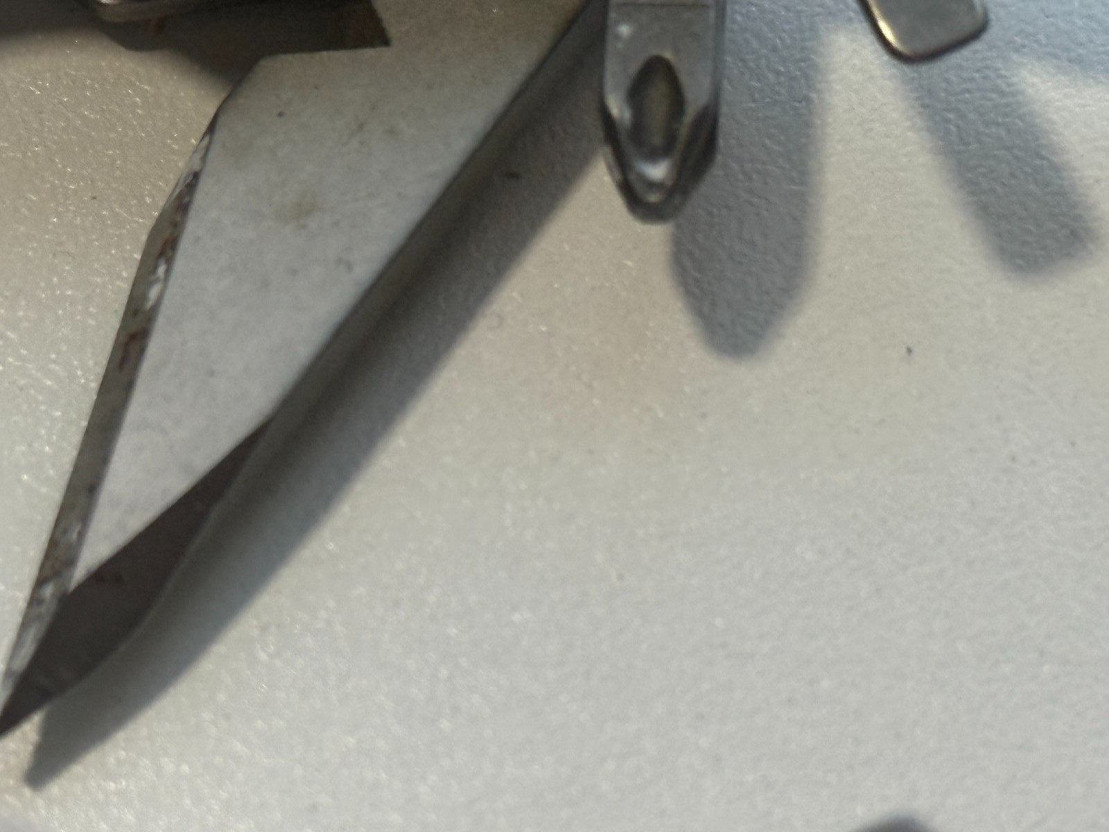 GERBER MULTI-PLIER 600 STAINLESS, WIDE NEEDLE-NOSE PLIERS $39 W/SHEATH $44 OBO