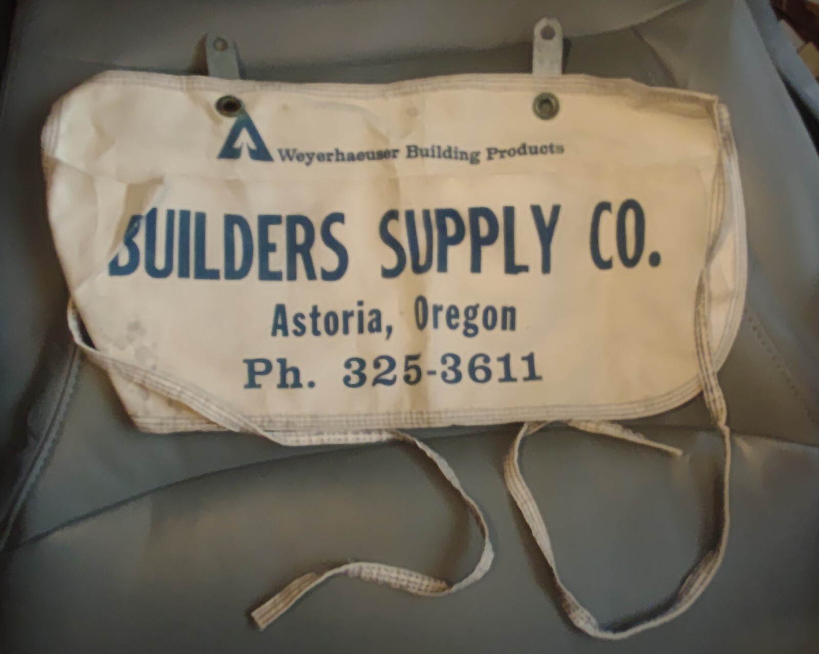 Vintage Weyerhaeuser Nail Tool Apron builders supply Astoria Oregon s2