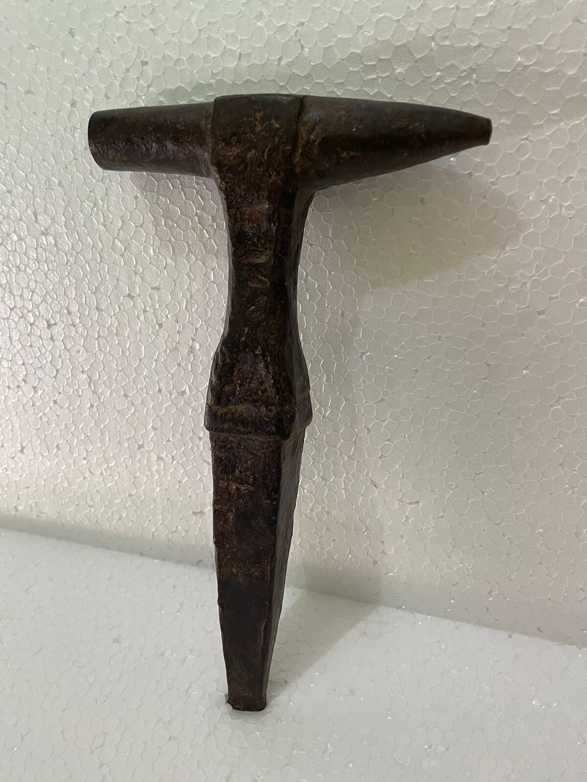 Old 19th” Vintage Hand Carved Stake Blacksmith’s Rustic Iron Horned Anvil