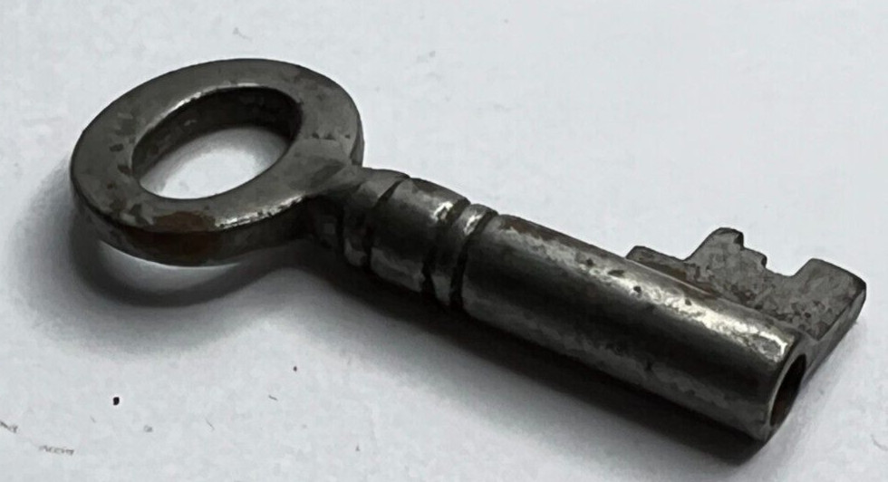 Antique nollow ended Steel Cabinet /box/caddy key Stamped 10 39mm overall length