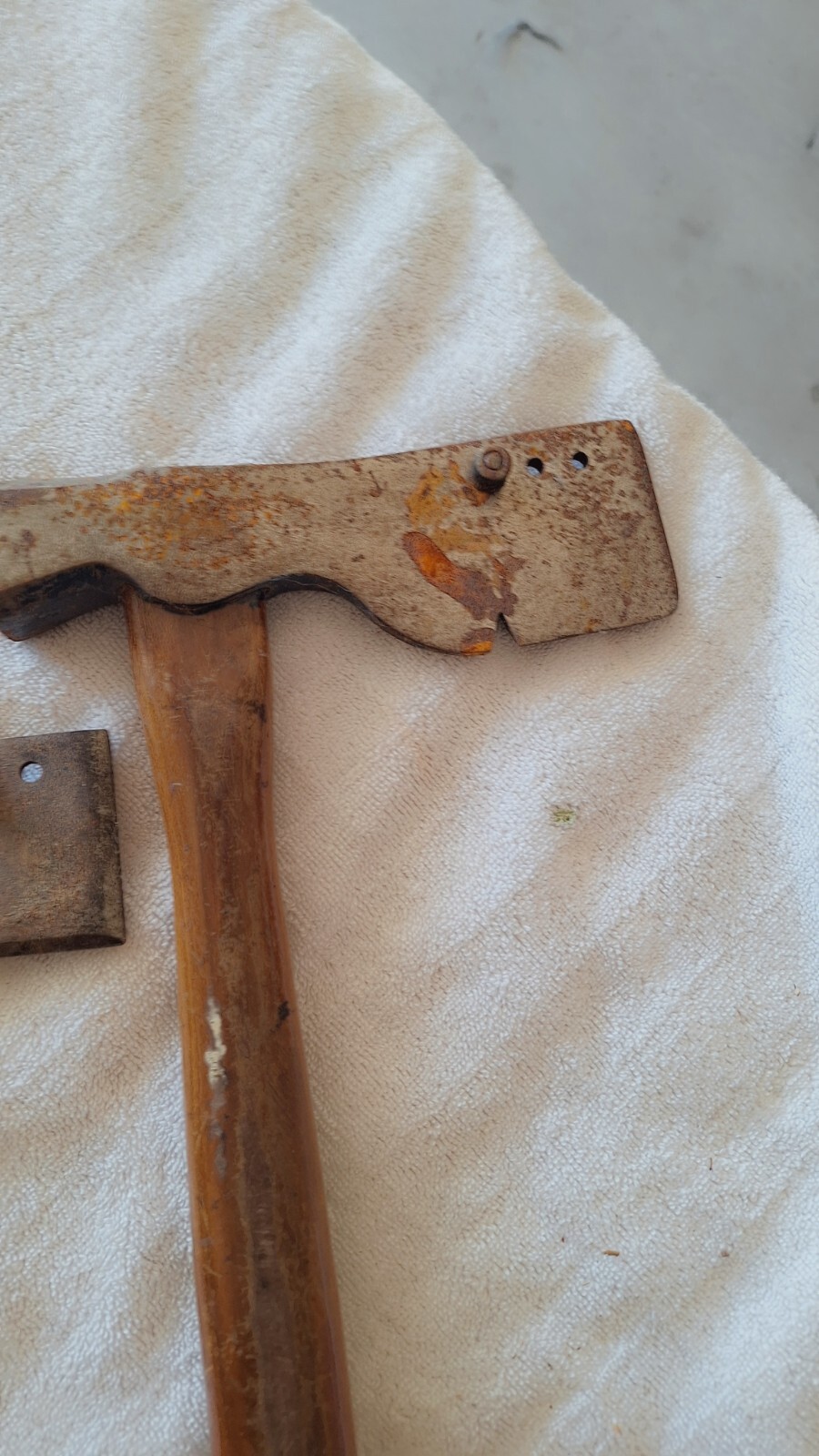 2 Used Plumb Roofing Axe Lathing Shingle Hatchet/wood Handle