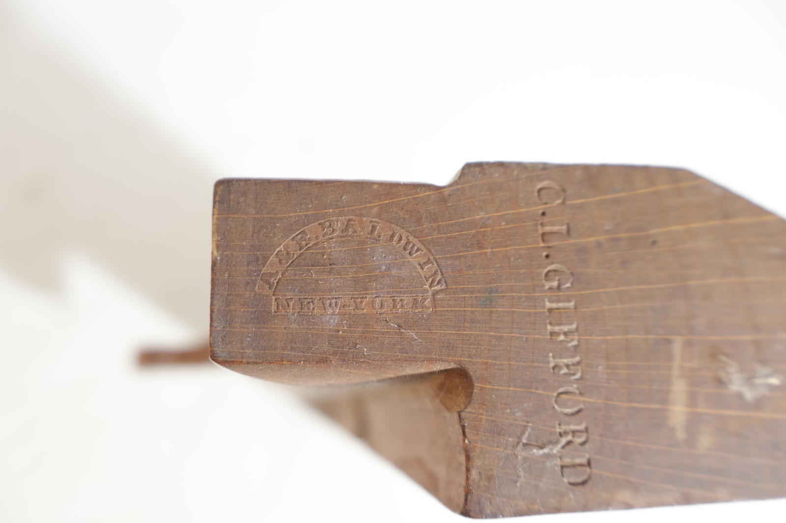 A & E BALDWIN NEW YORK ROUND BOTTOM WOOD PLANE IN VERY GOOD CONDITION lt 10 tg 4