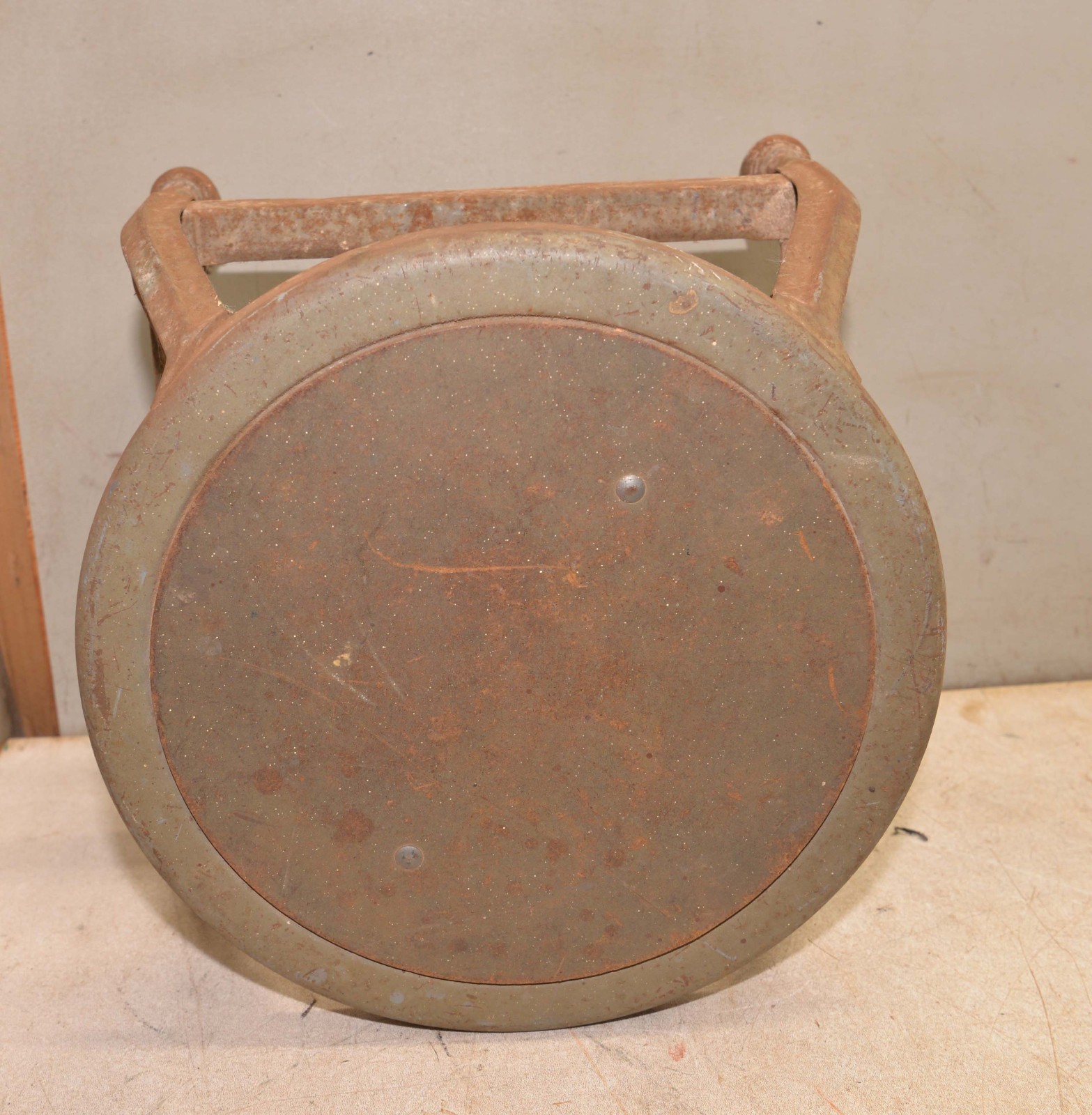 Antique metal garage mechanics roller industrial chair stool seat shop tool