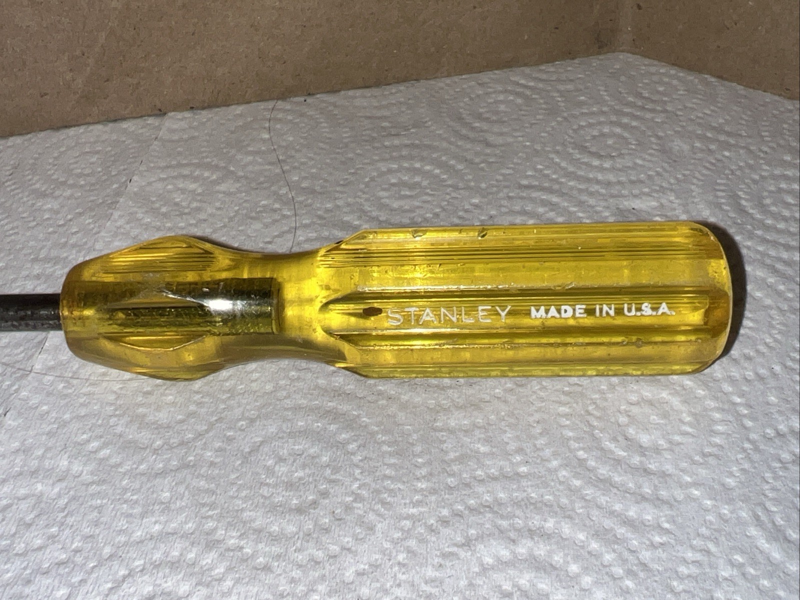 Vintage Stanley Bell System B Phillips #2 Screwdriver 8″ USA Yellow Handle