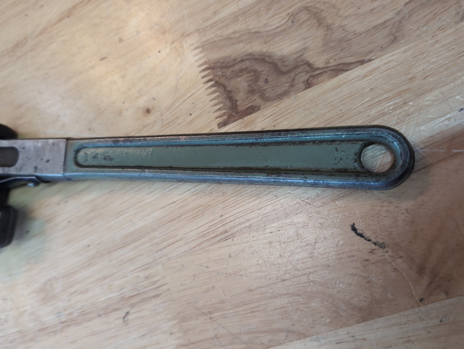 Vintage Contender Montgomery Ward 14″ Pipe Wrench Plumbing tool