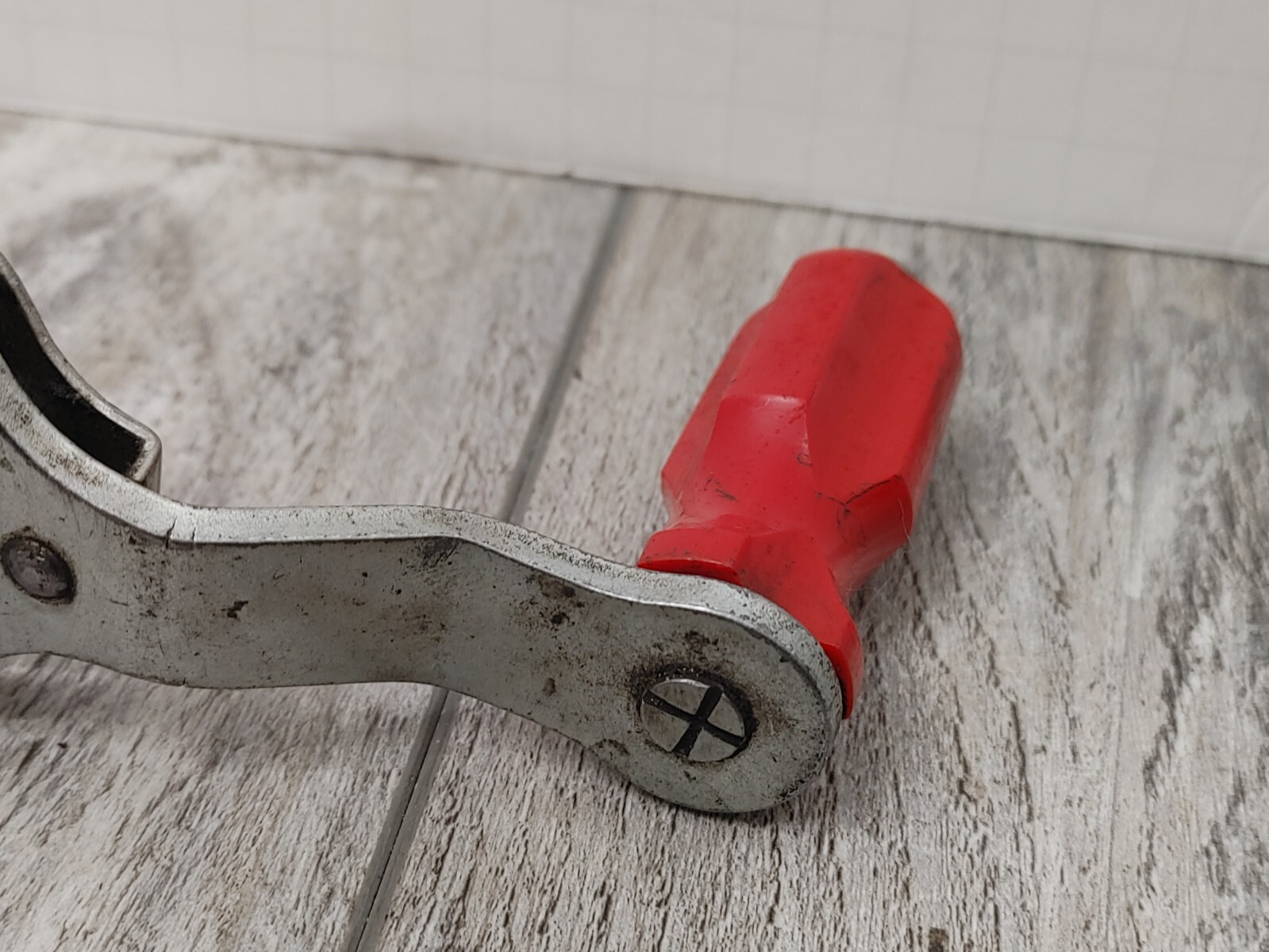 Vintage “K-D” #2111 Lug-Nut Speed Wrench, Red Handle, MADE IN USA
