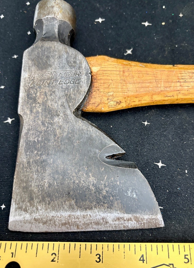 VTG True Temper Flint Edge Axe On 1 Side & Hammer On The Other Wood Handle 13″