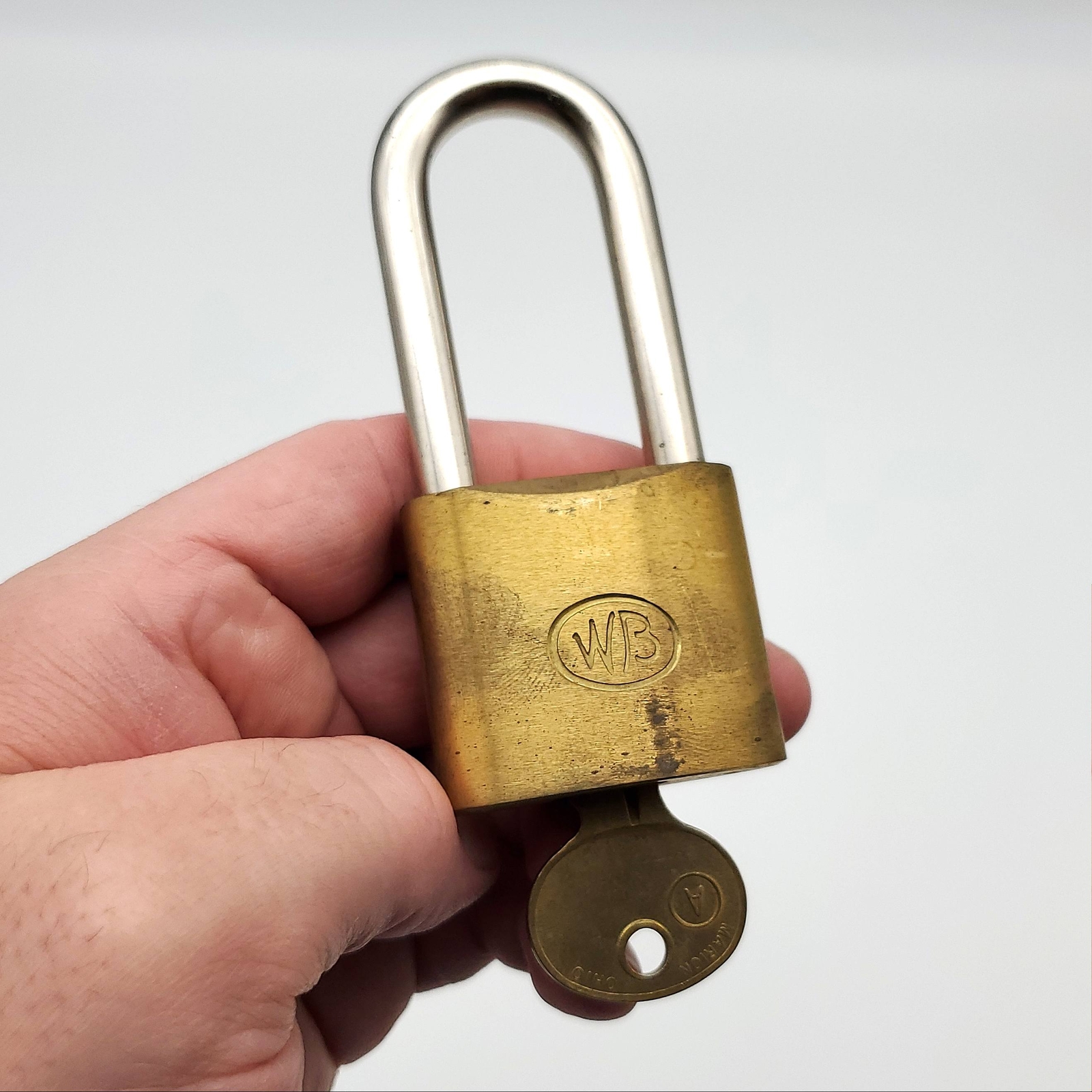 Wilson Bohannan Padlock WB Brass 2-1/8″ L X 0.31″ D Shackle 1-1/2″ Body USA NOS