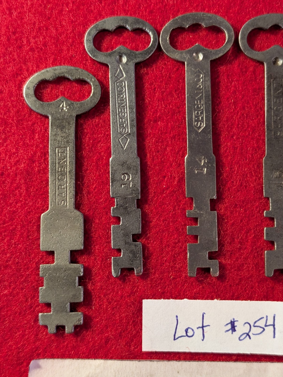 5 “SARGENT” VINTAGE 1880’s FLAT STEEL LONG SHAFT KEYS, ANTIQUE KEY LOT #254