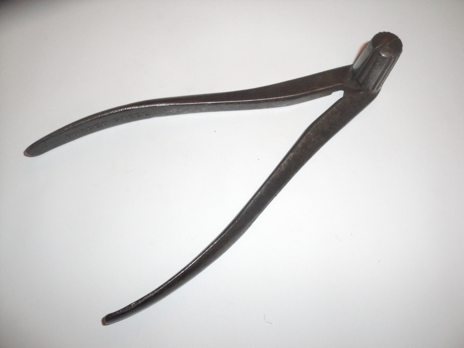 Vintage Blue Bird USA No 20 battery clamp pliers / expanders. 7″ long