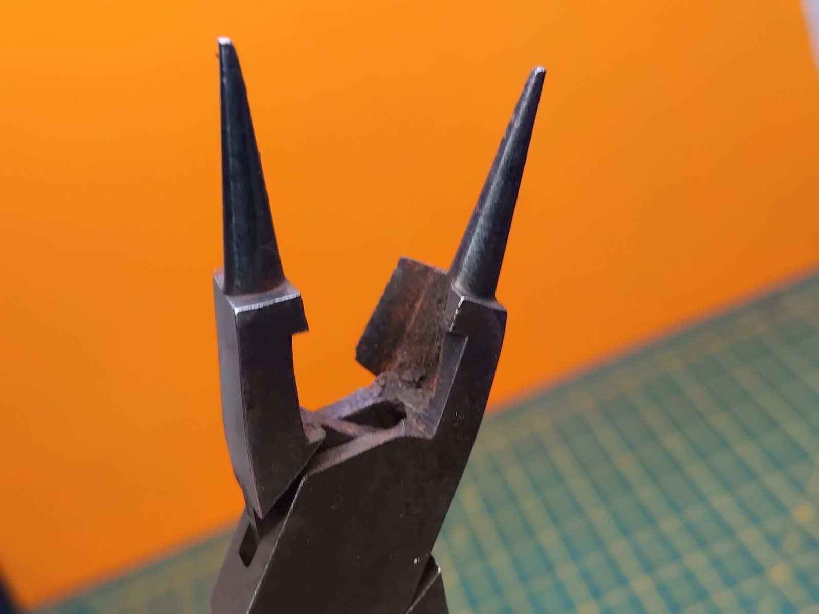 Vintage J.BUCK 5.25″ Round Nose Combination Pliers LT24252-LL