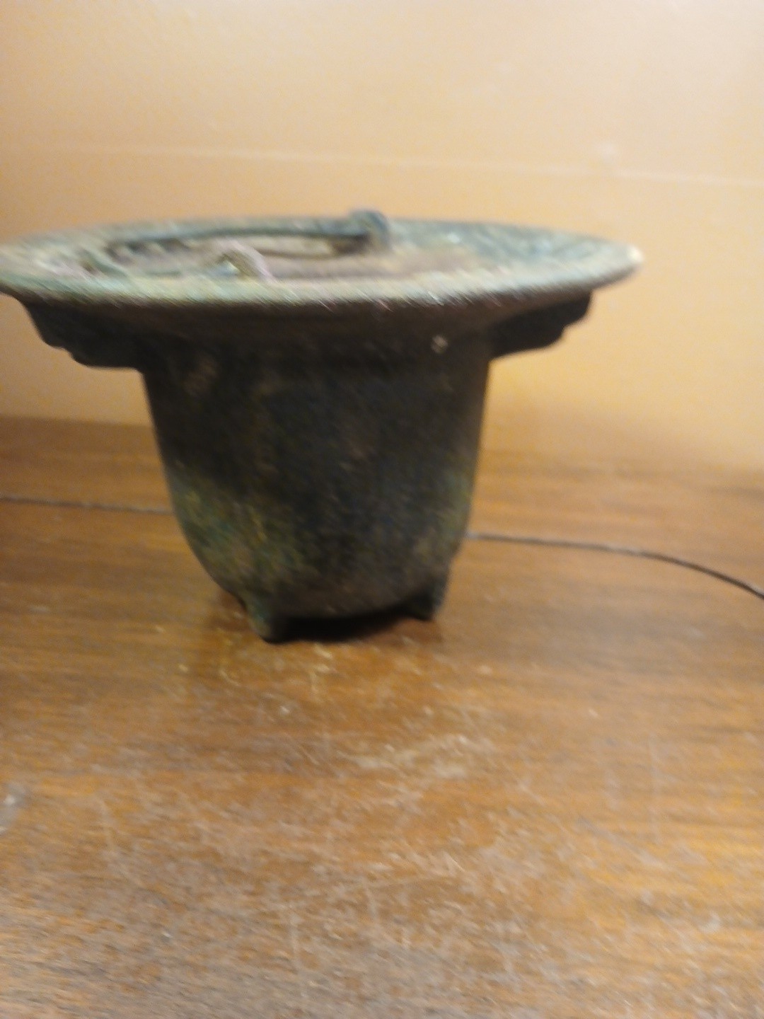 Antique C. A. HONES INC. CAST IRON BUZZER SMELTING POT BALDWIN NY