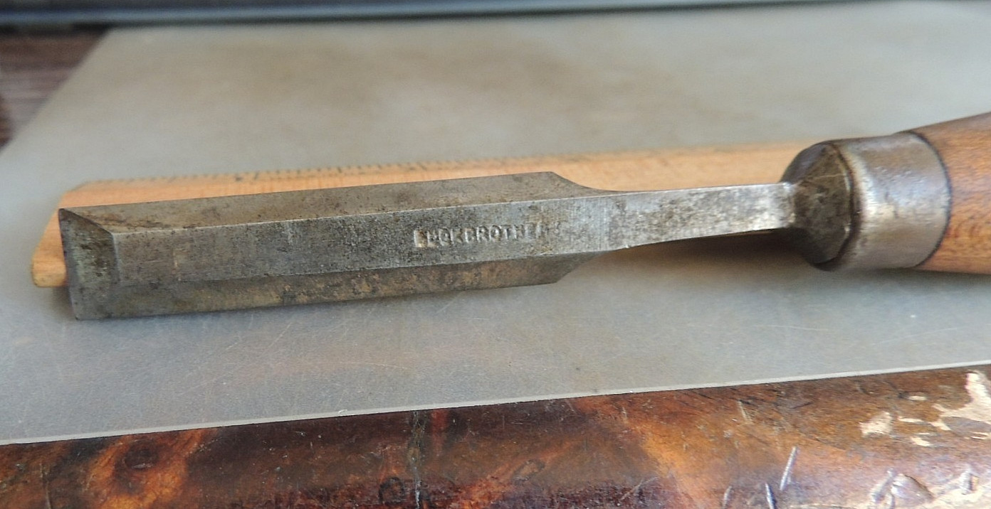 1/2″ VTG. Buck Brothers BEVEL EDGE Chisel, WOOD HANDLE, STAMPED BUCK BROTHERS