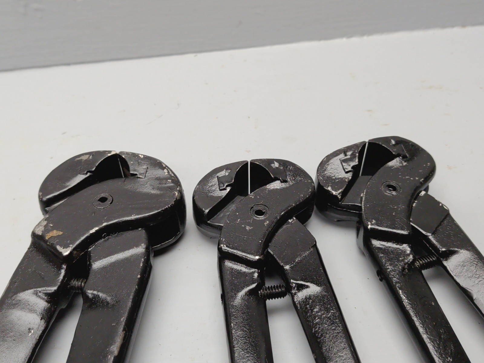 NOS ROBINSON CO, END NIPPERS CUTTING PLIERS TOOLS, (2) 11″ #11 & 15″ # 15, USA