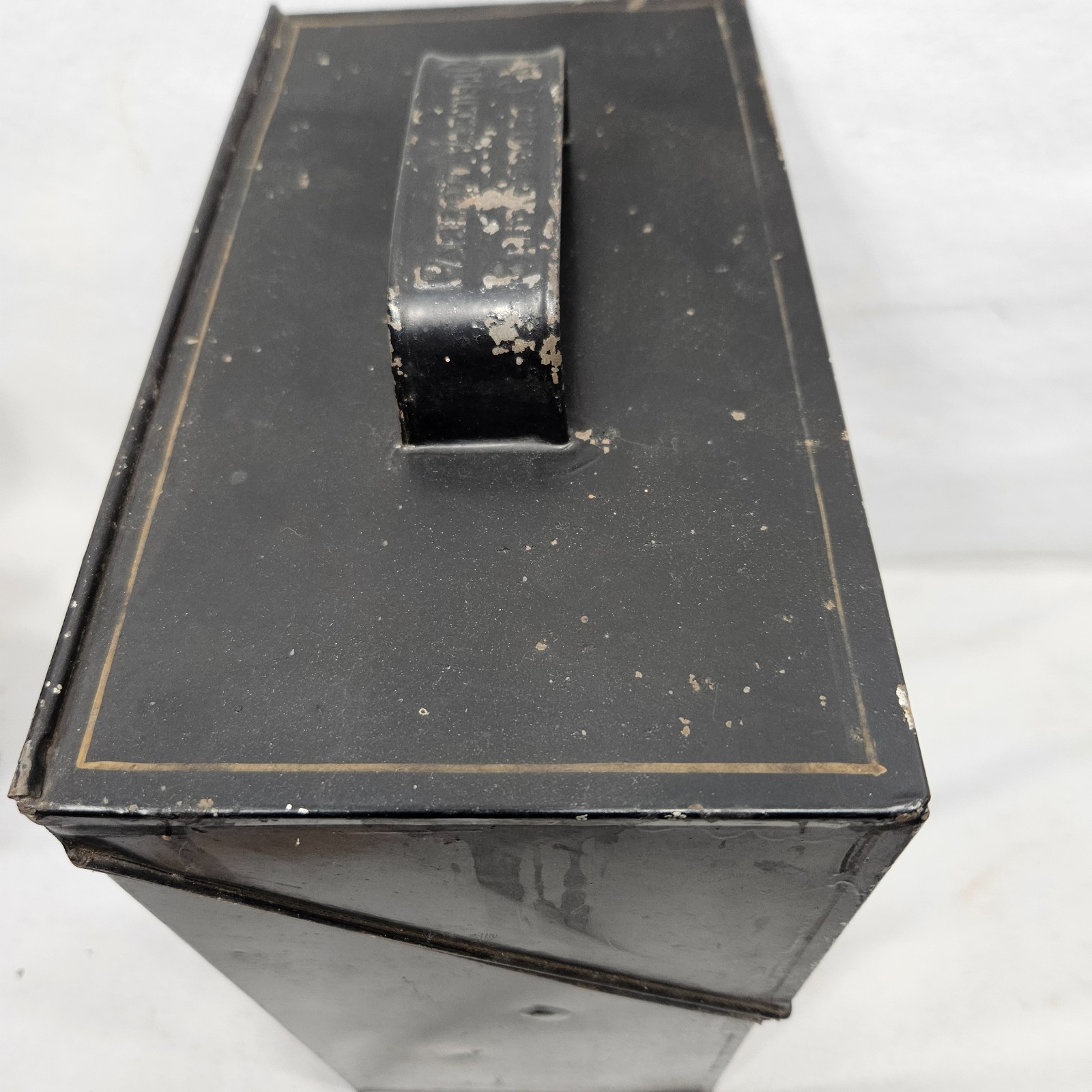 Rare 1800’s Parrott Varnish Co Bridgeport CT Tin Brush Box & Varnish Container