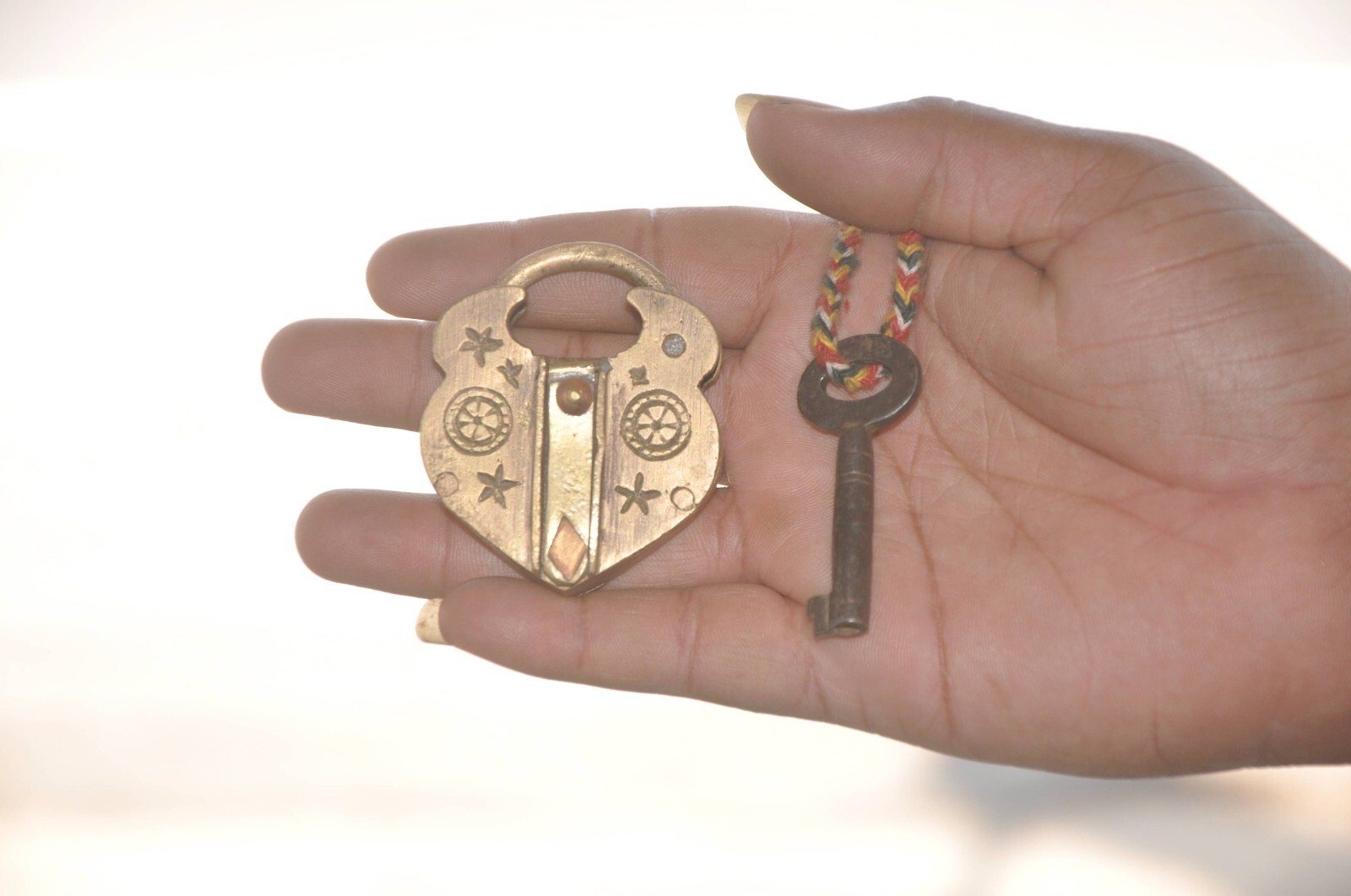 Vintage Brass Heart Shape Circles & Flowers Engraved Handcrafted Pad Lock