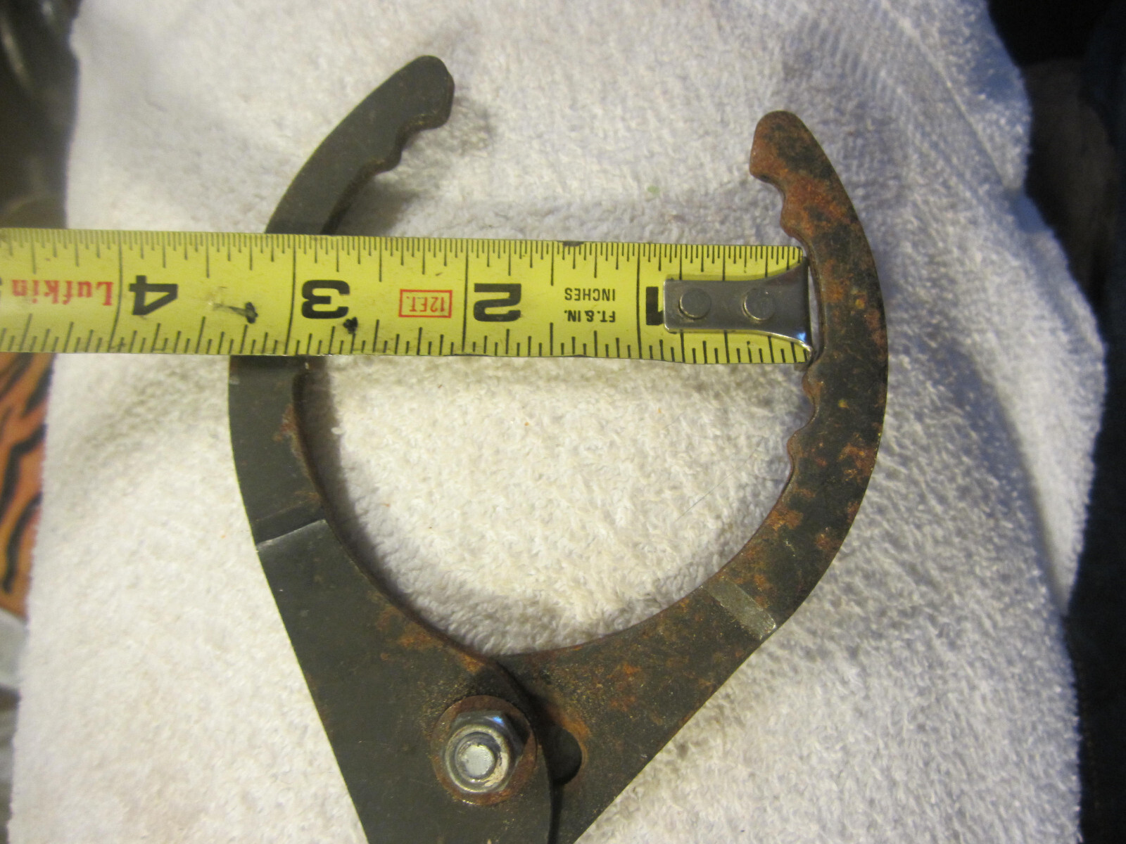 1 Adjustable PVC Oil Filter wrench Pliers Electrical Hand Tool ,red handles VTG