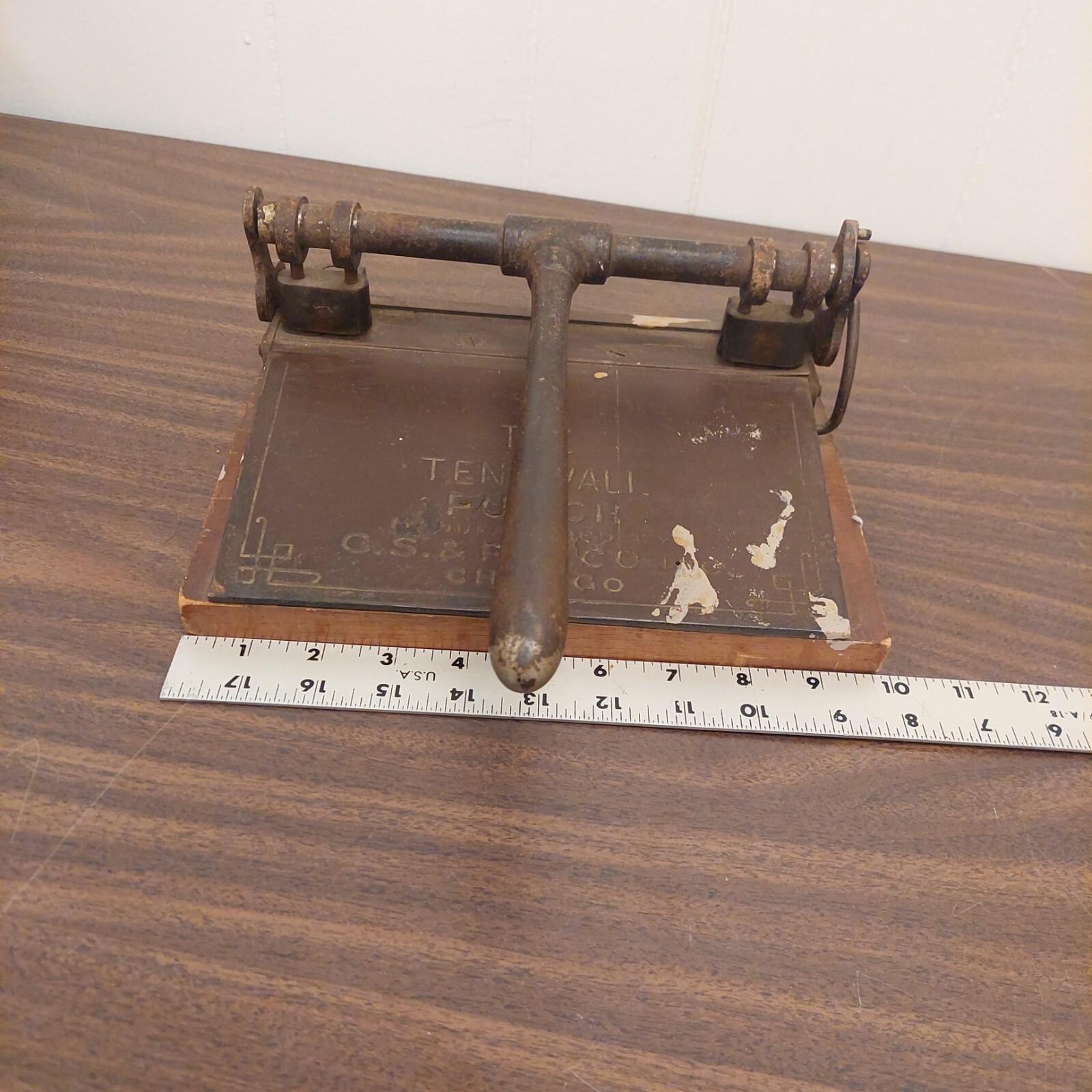 Antique Vintage The TengWall Punch Manufacturing C.S.&R.B.Co inc Chicago