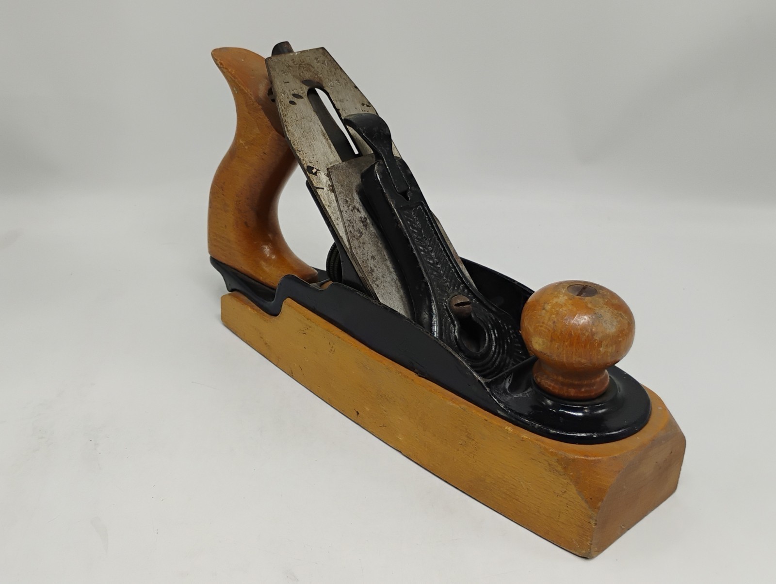 Antique Unmarked #35 Transitional Wood Plane In Nice Condition w/ Shelton Blade