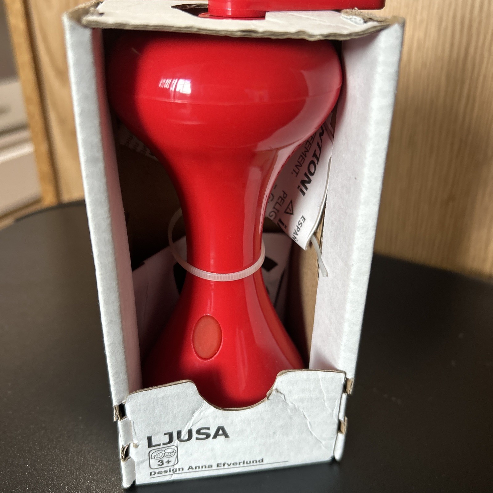 New In Package IKEA LJUSA Red Wind up LED Flashlight Hand-powered