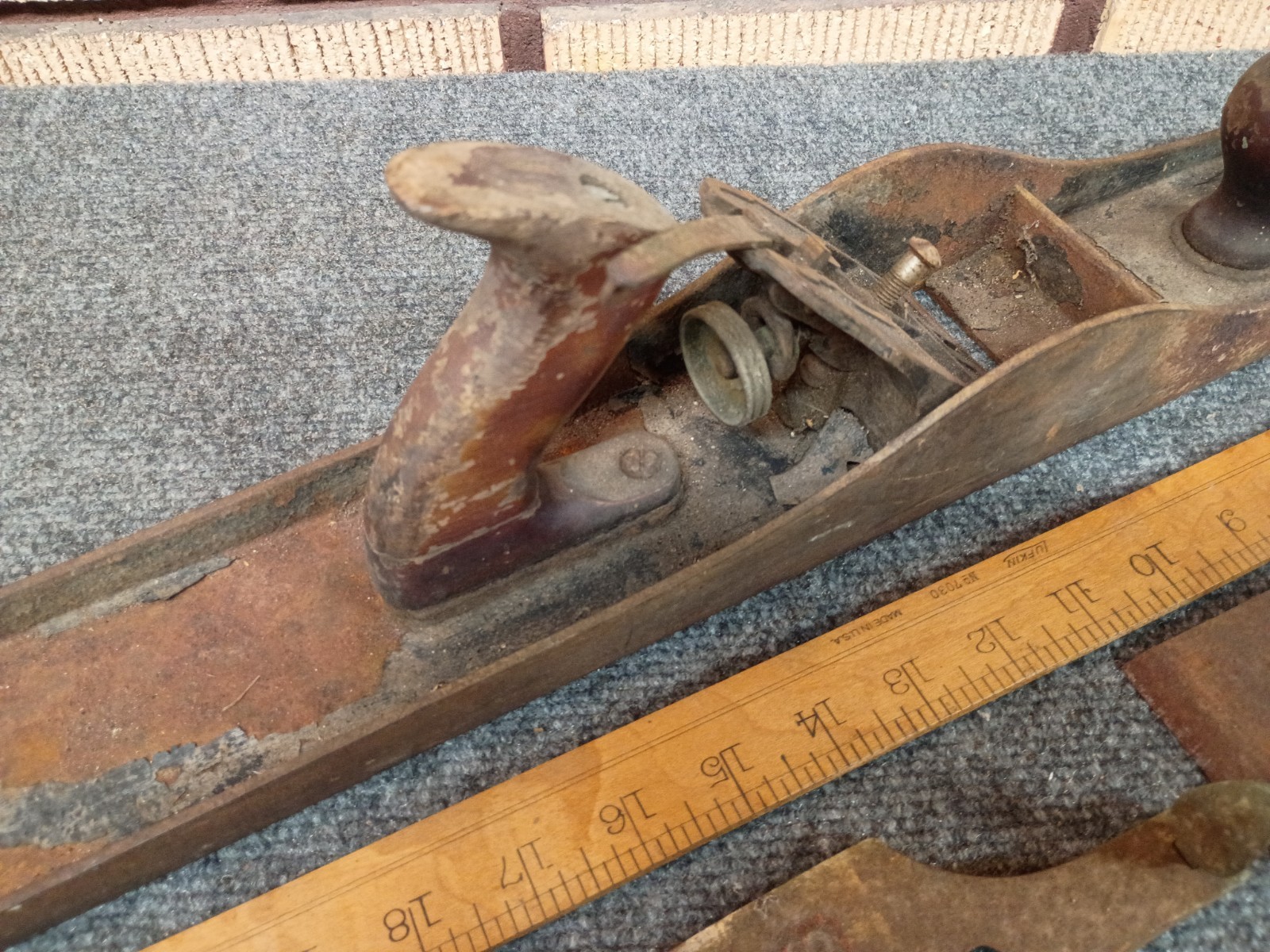 Vintage Stanley Bailey No 8 Wood Plane Smooth Bottom Complete Attic Find OS