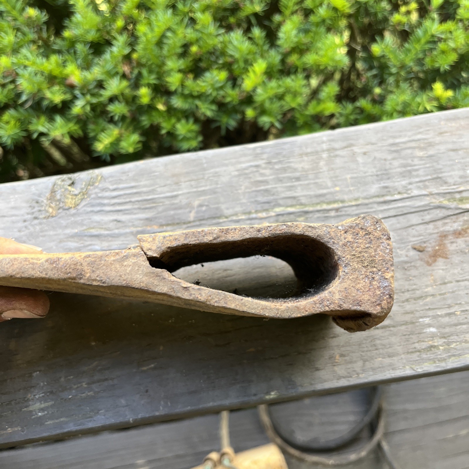 Antique Old Rare 3-1/2 Lb Axe Head Wide Tool Unknown USA * Cracked*