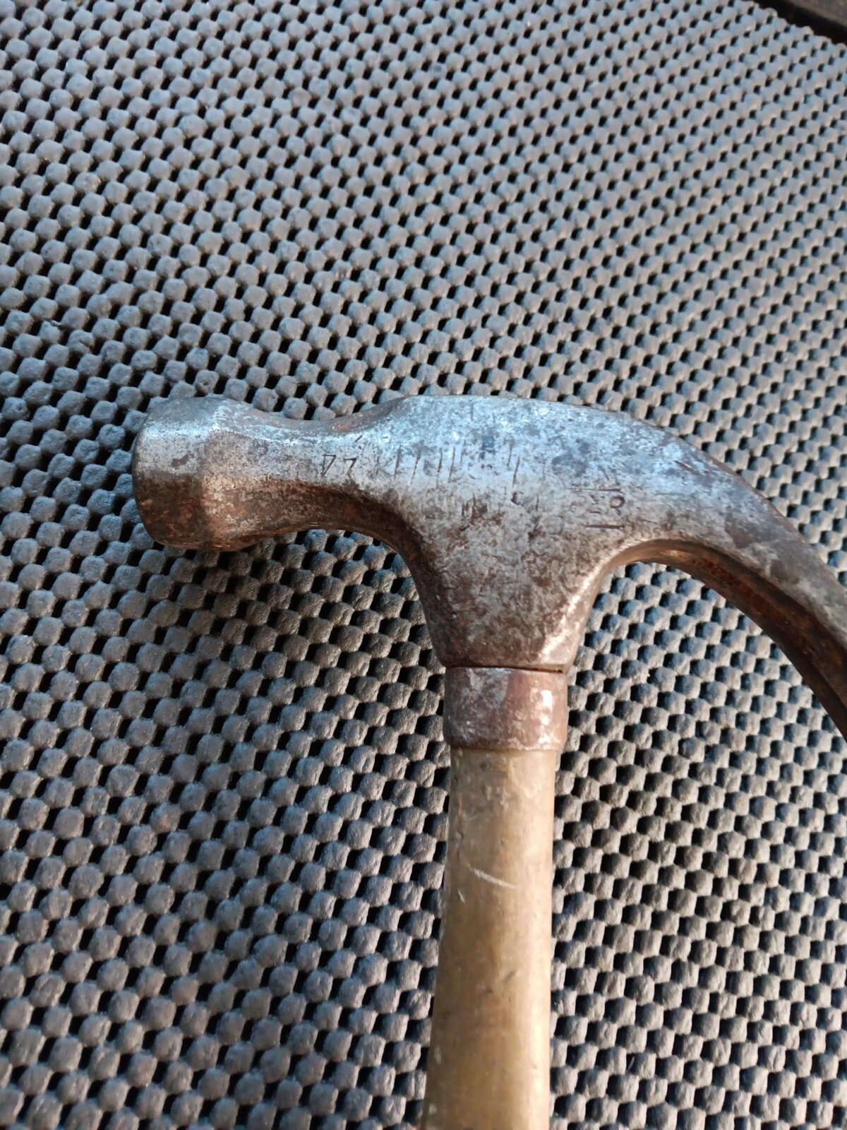 VTG TRUE TEMPER 13″ CURVED CLAWS HAMMER FIBERGLASS HANDLE TOTAL WEIGHT 25-OZ