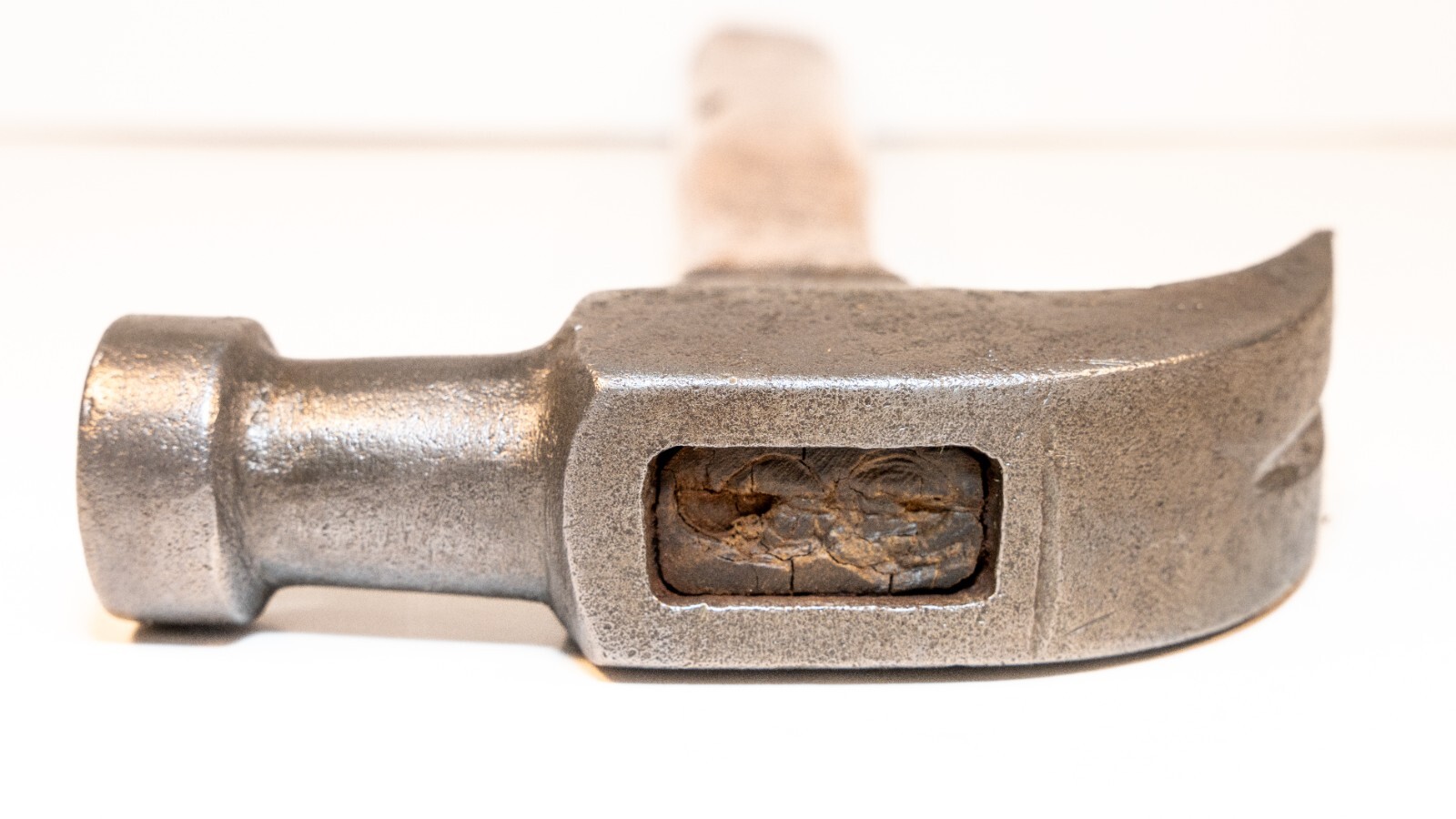 Vintage Unbranded Curved Claw Hammer Forged Steel – 10 1/2 Inches 1 lb