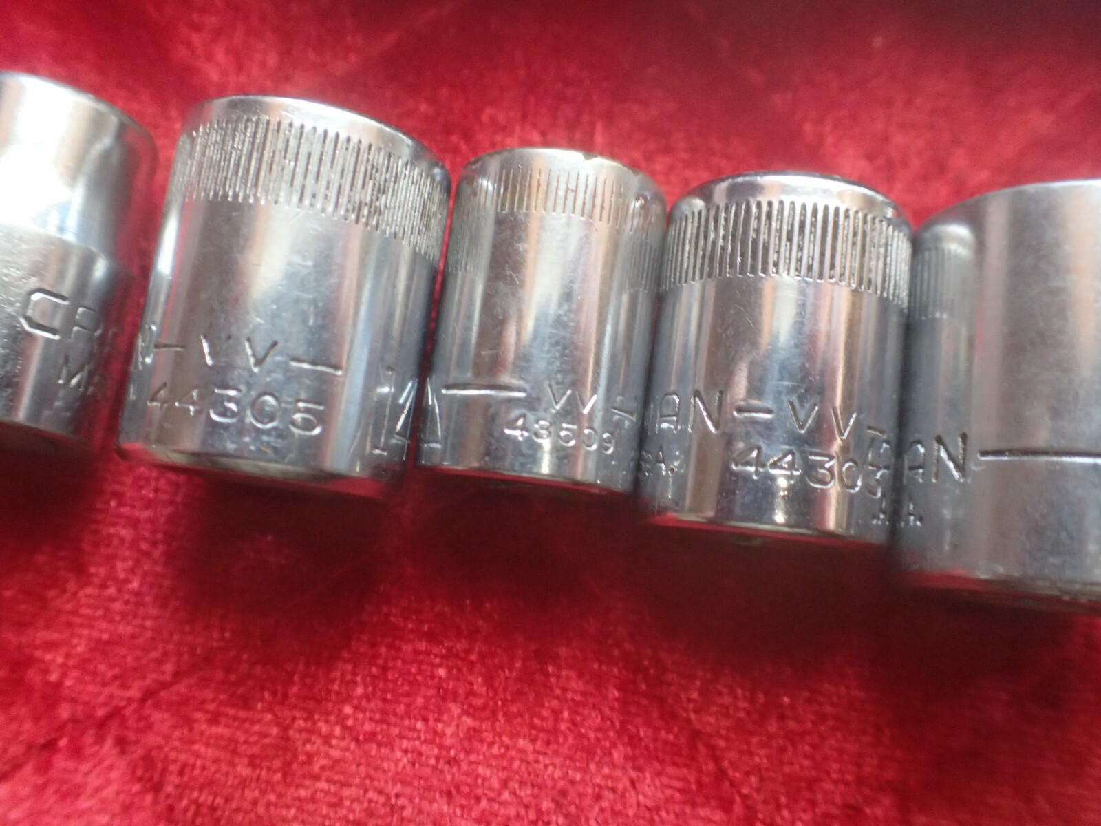 Lot of Twenty(20) Craftsman Sockets – Mixed Lot of Metric & Standard